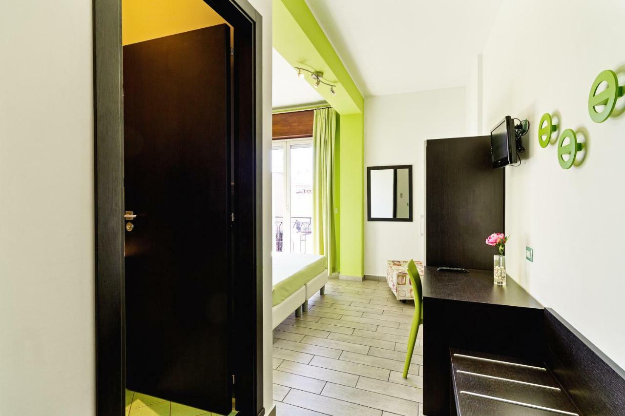 Seaview Terrace Sunny Apartment Giardini Naxos Bagian luar foto