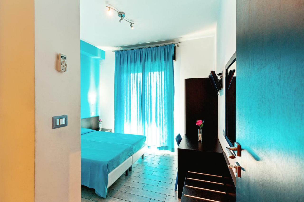 Seaview Terrace Sunny Apartment Giardini Naxos Bagian luar foto