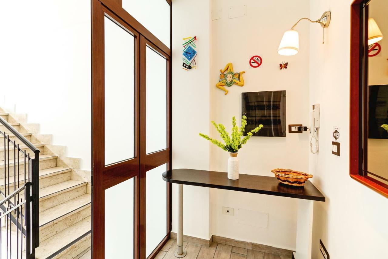 Seaview Terrace Sunny Apartment Giardini Naxos Bagian luar foto